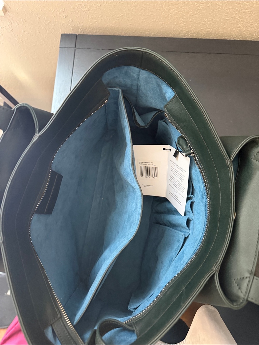 EUC KAAI Midi Pyramid Bag in Forest Green - Picture 7 of 10